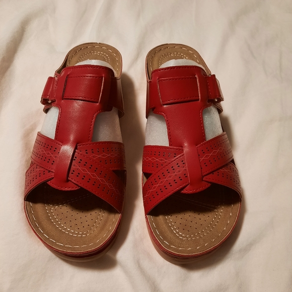 Sandals size 41 EU (9.5 US) - Picture 4 of 6